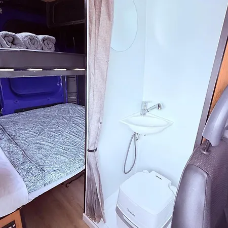 Caravana Poco Bispo * ליסבון