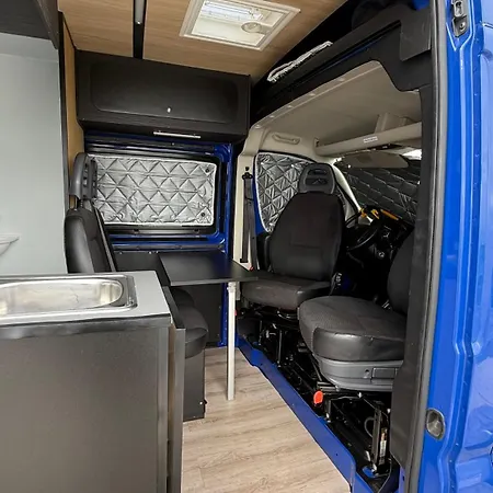 Campsite Caravana Poco Bispo Lisbon